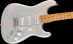 Fender H.E.R. Stratocaster MN - CHRM GLW -Next stop, Gitarre. 118162002 04d5YNlGfRqAkYg 1280x1280